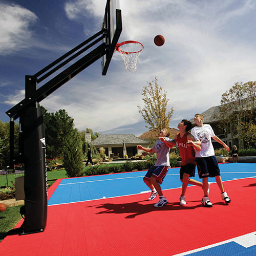 SYNCourt-searle-500px-web Kids playing basketball on SYNCourt outdoors