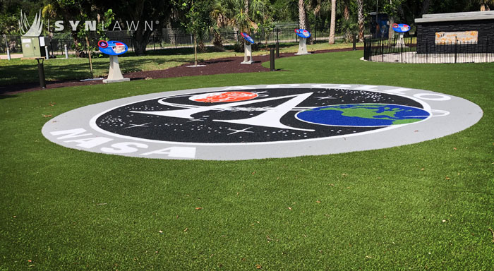 SynLawn Custom Logo