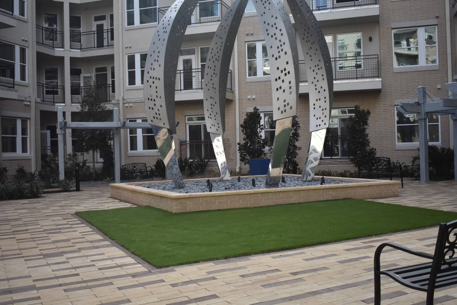 DSC_0696 Artificial grass apartment lawn from SYNLawn