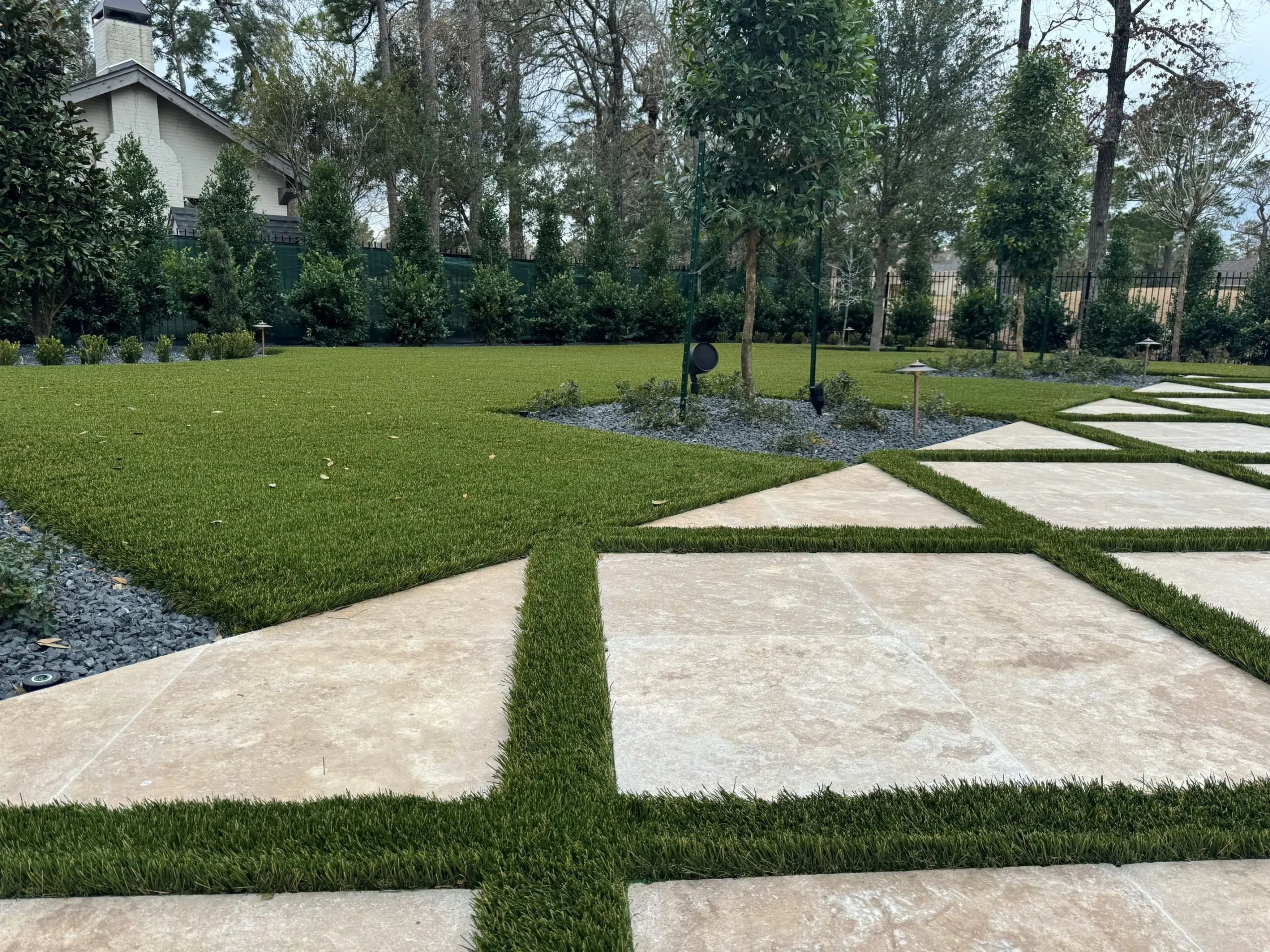Turf with Pavers SYNLawn Austin Turf with Pavers SYNLawn Austin
