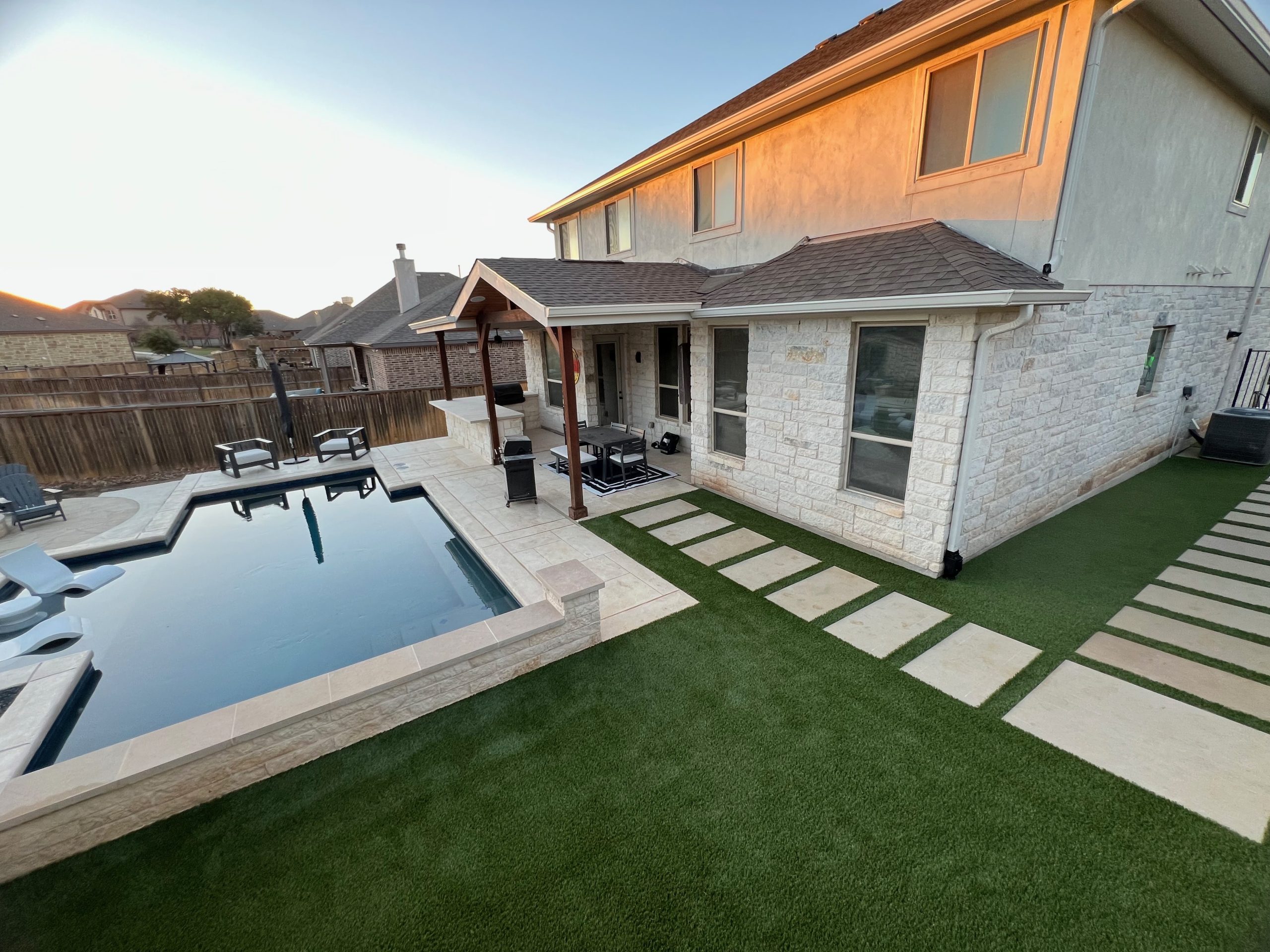 Austin Artificial Turf Pool Deck SYNLawn